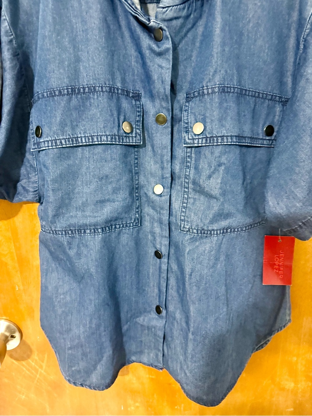 Jennifer Lopez, Blue Denim Short-Sleeve, NWT, Button-Front Shirt, XS, P2P:18” - Picture 5 of 6
